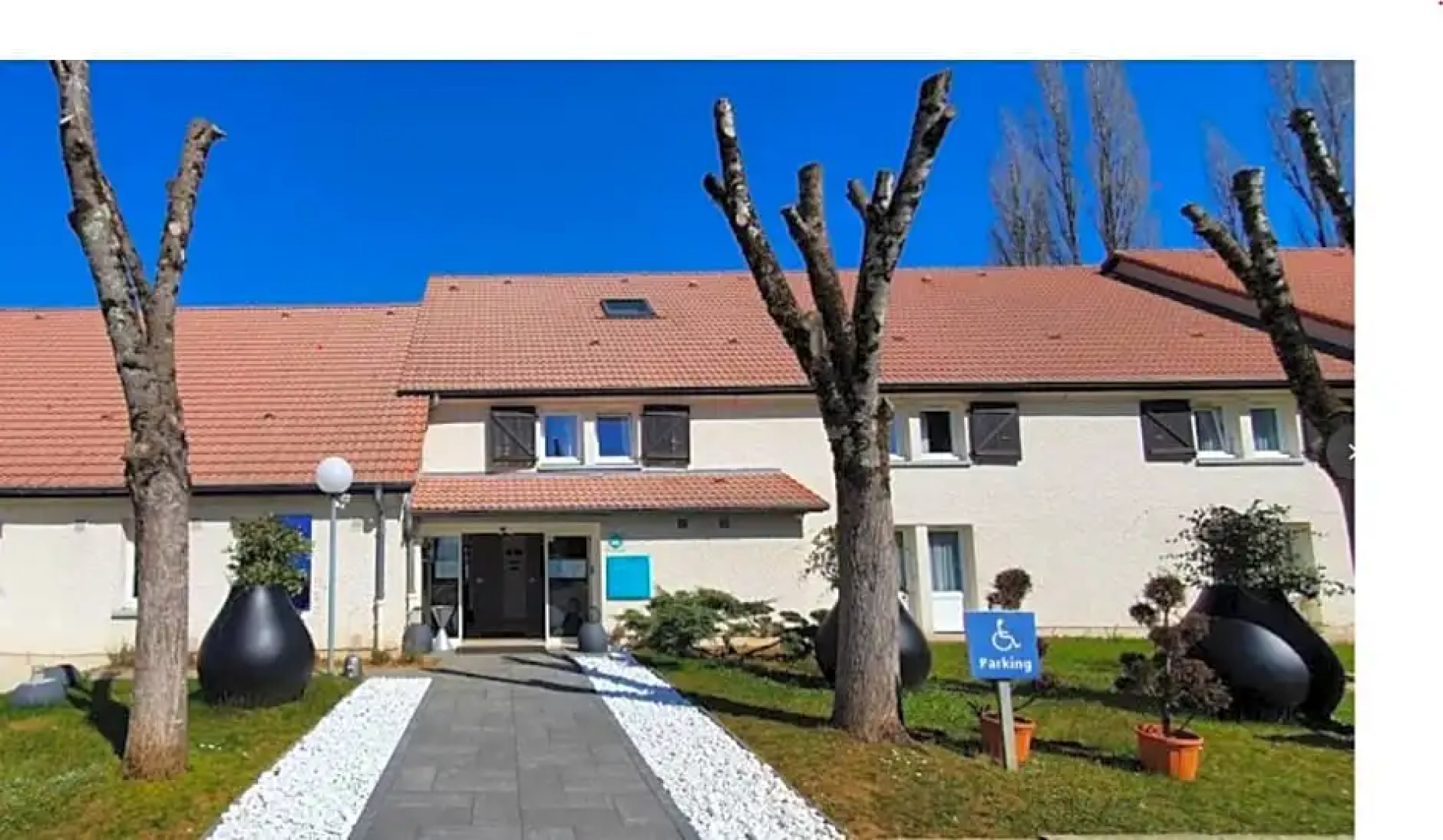 Doubs Hotel - Hostel