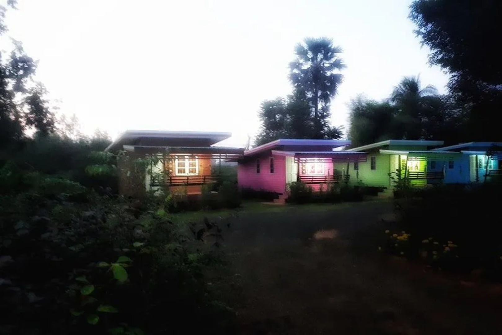 Chomnok Chommai Resort