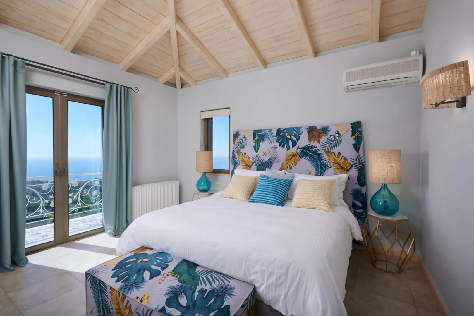Art Blue Villas