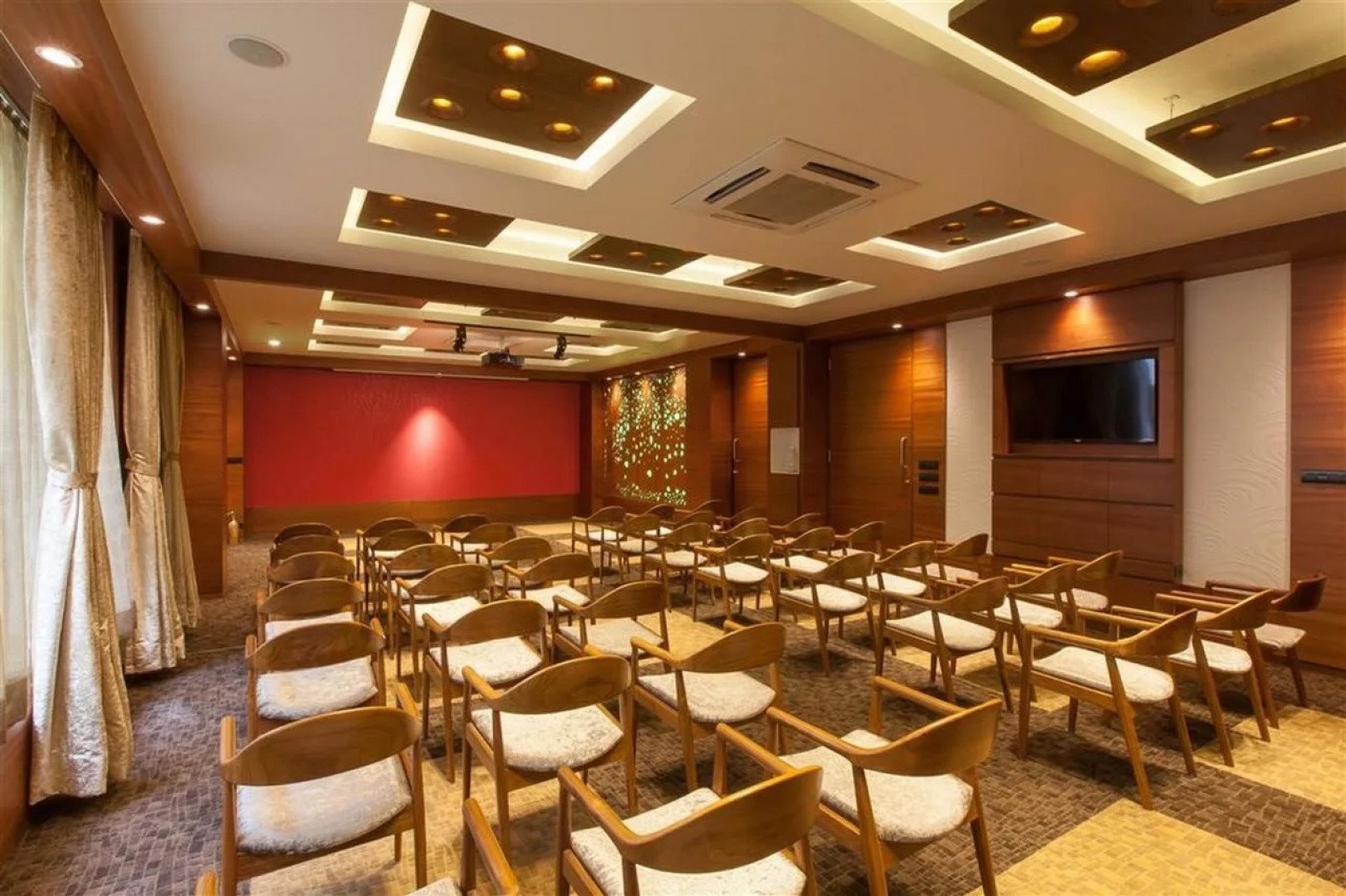 Hotel Cosmopolitan Ahmedabad