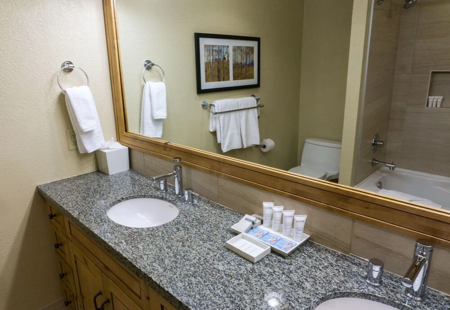 Exquisite Condo, Great for Families, Ski in/out by RedAwning - Save 20% on 7+ Nights!