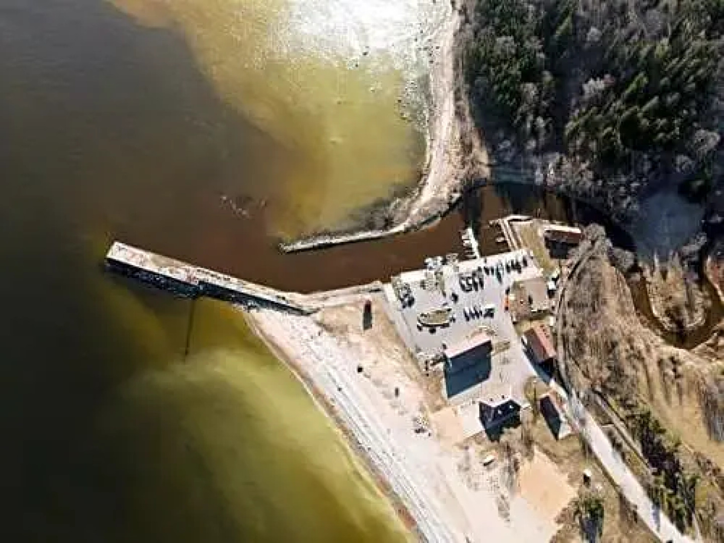 Toila sadamakapteni tuba