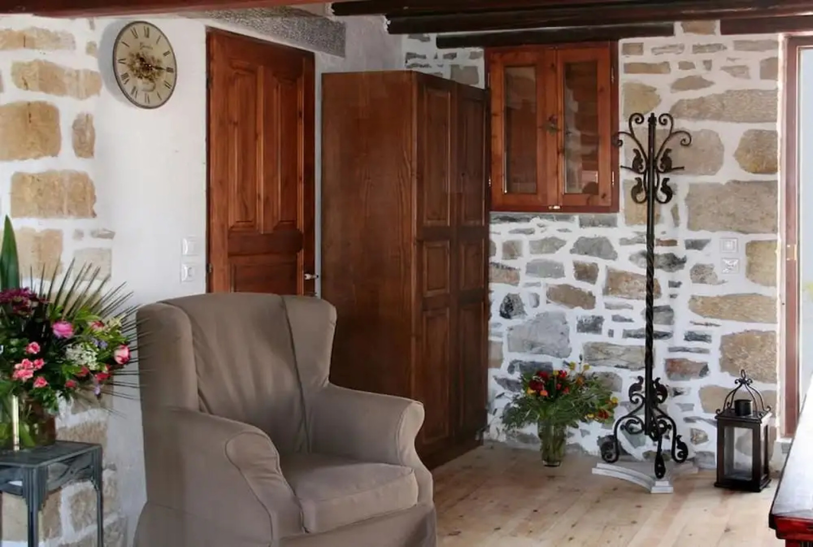 Elounda Traditional Art Suites