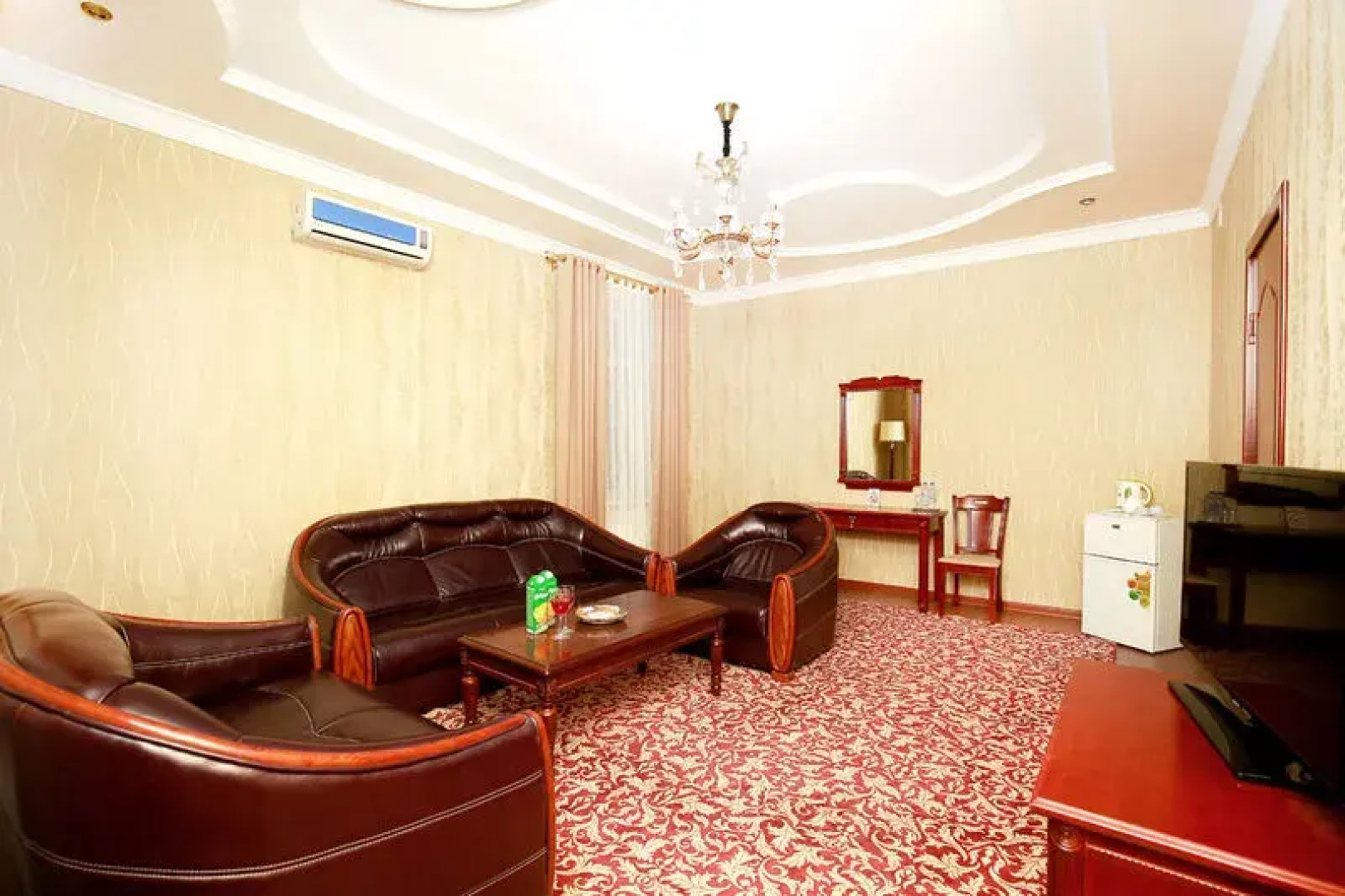 Худжанд Делюкс