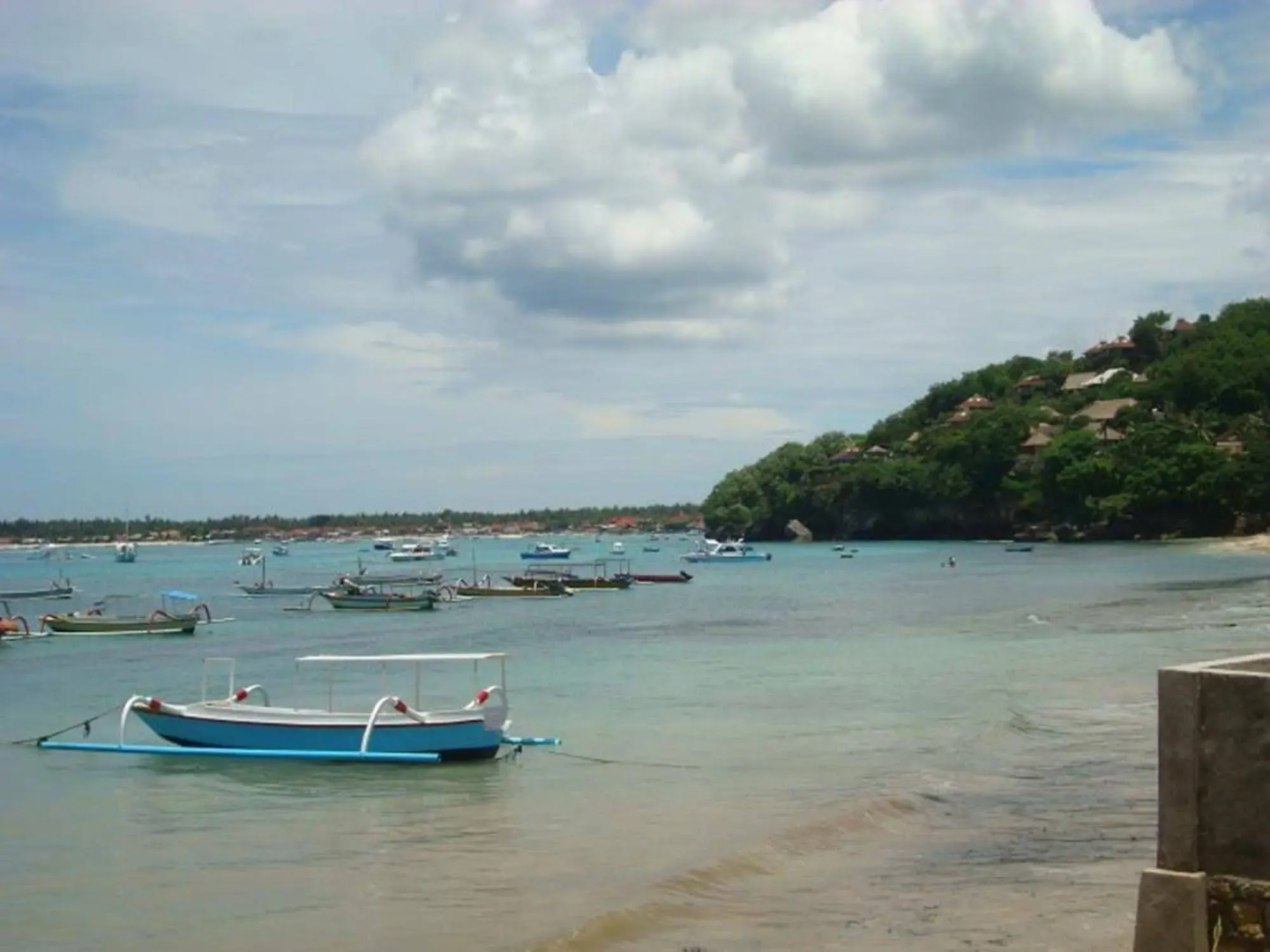 TS Hut Lembongan