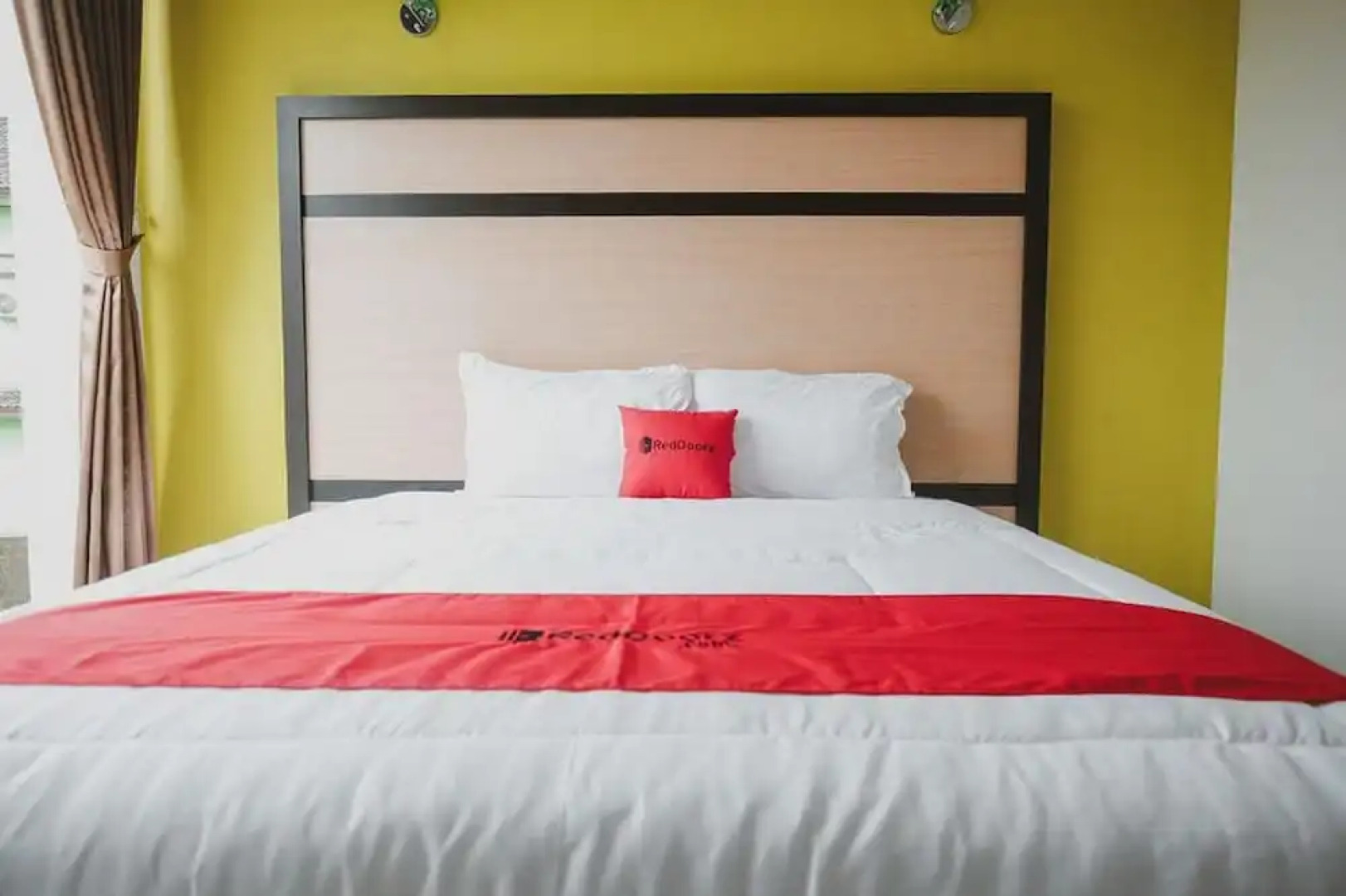 RedDoorz Syariah @ Jalan Dieng