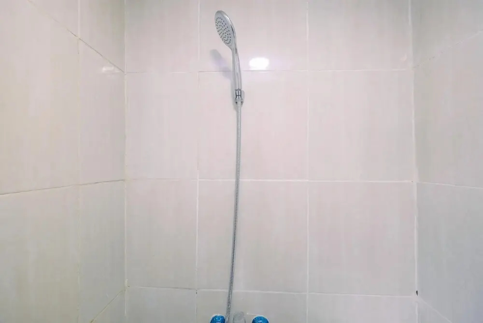 Comfort and Strategic Studio Meikarta Apartment