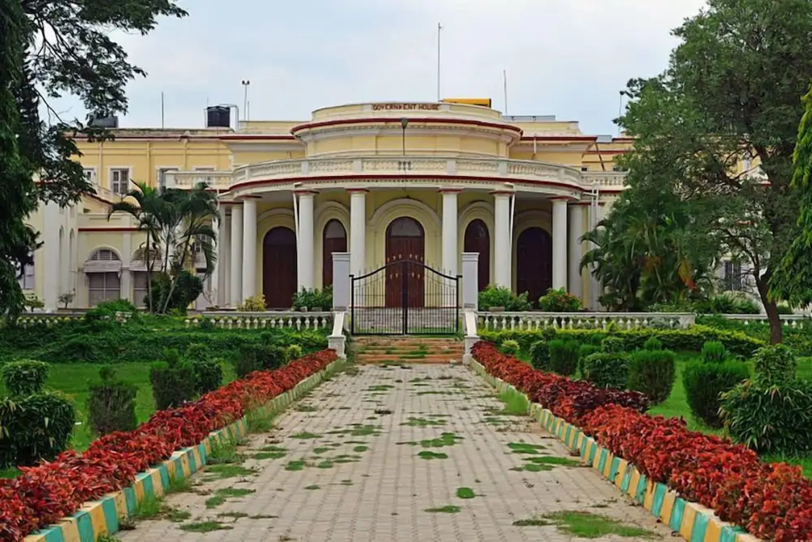 Sandesh The Prince - 4 Star Hotel