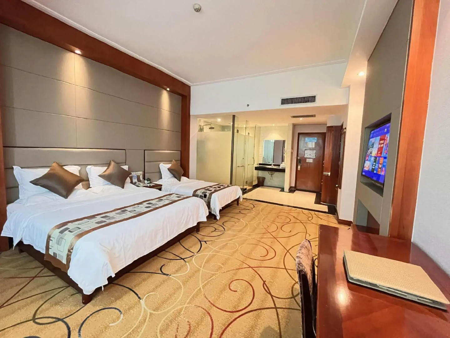 Huaxi International Hotel