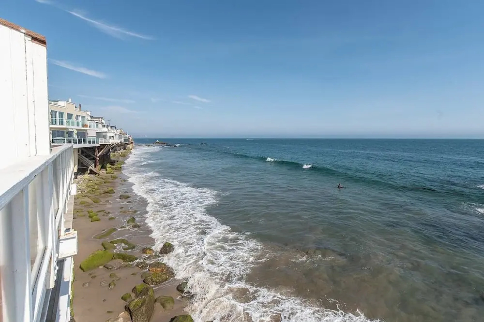 Oceanfront Malibu Beach House 1 bdr 4 Sleeps