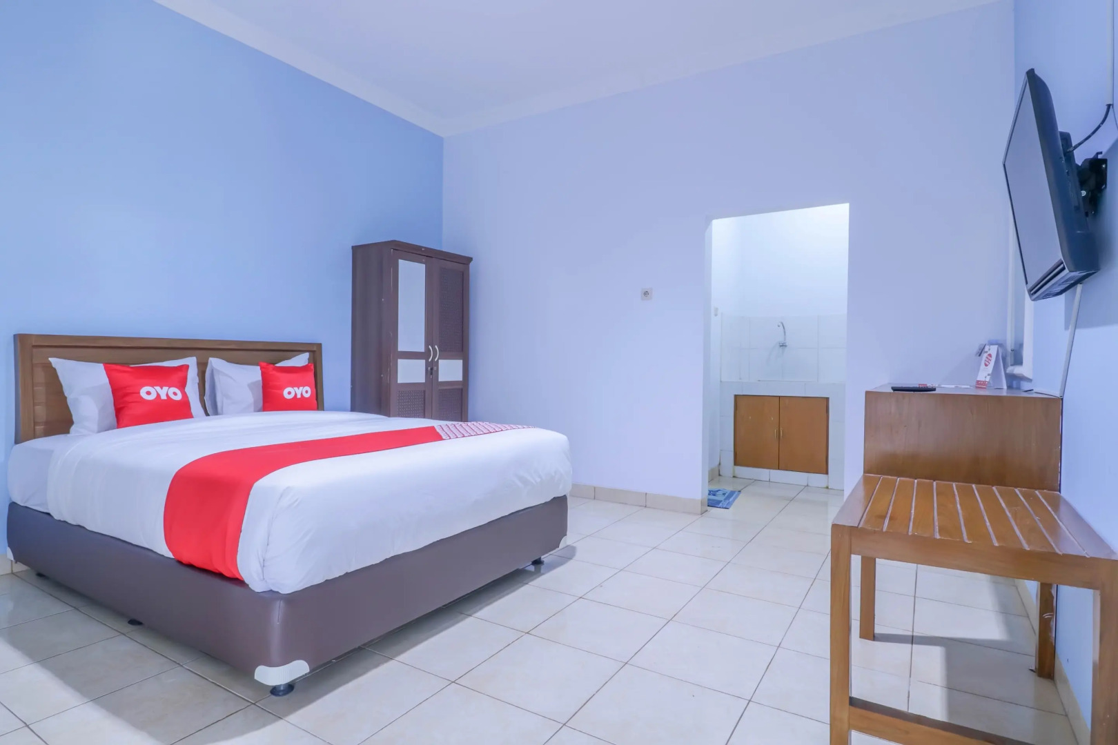 OYO 1755 De'balcon Accomodation Near Ngurah Rai Airport
