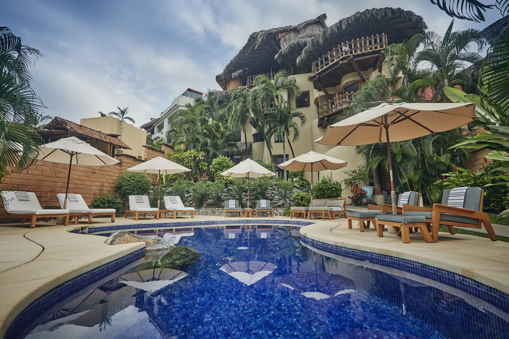 La Villa Luz Adults Only