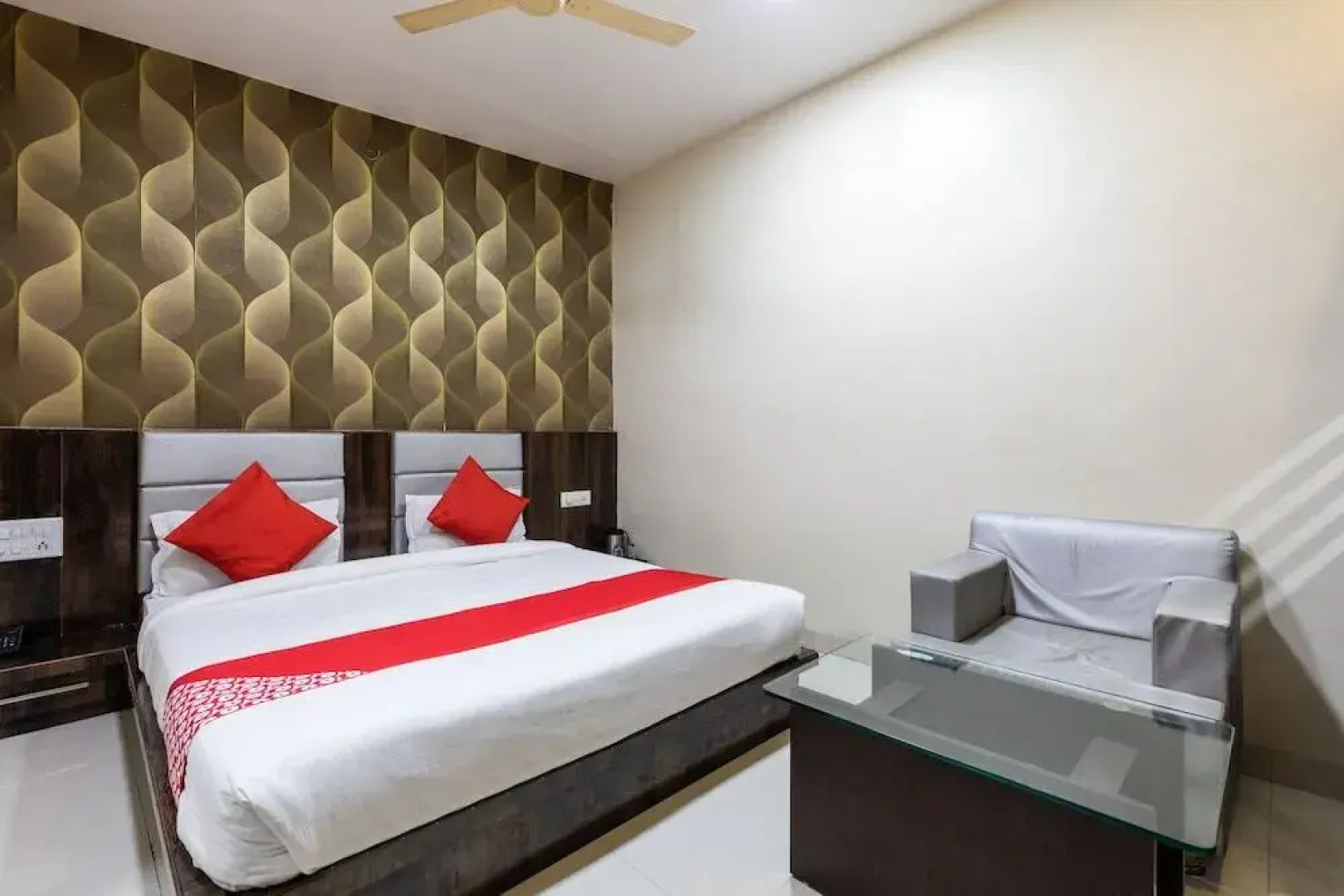 Hotel Shree Balaji Palace by OYO Rooms