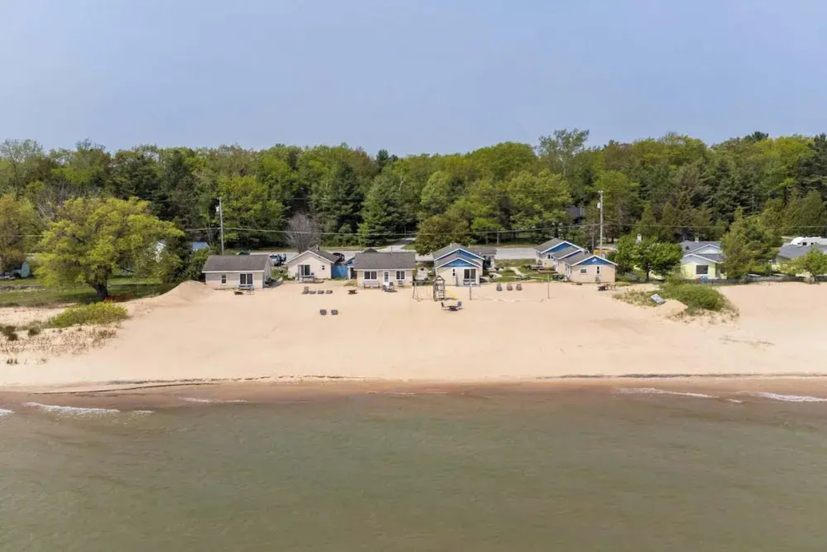 Barefoot Beach Resort