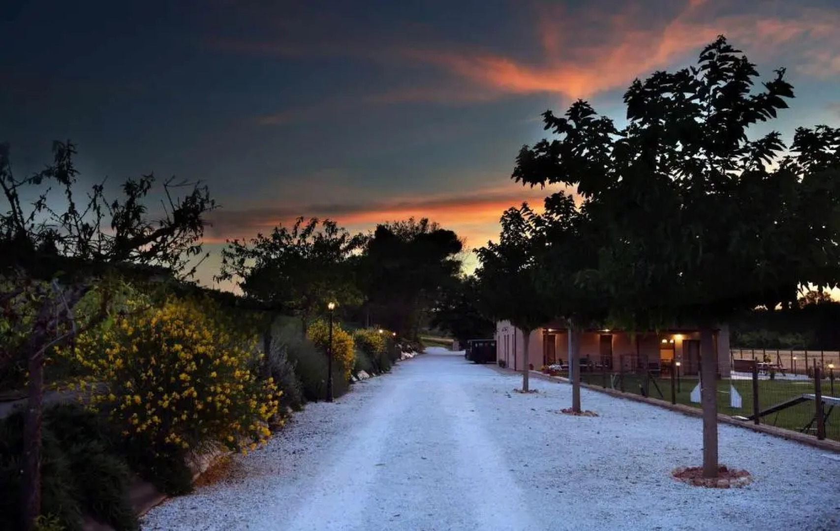 Casa Montefiore 13 Iris LT nella tranquilla campagna Marchigiana