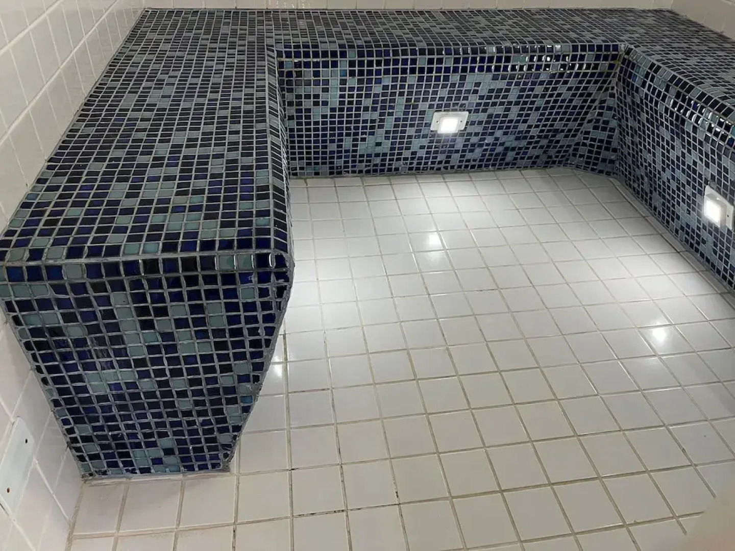 Riviera: M4 Giardino 44A, frente Praia, 4Dorms, 3Banh, 2Gar, Varanda Gourmet com Churrasqueira