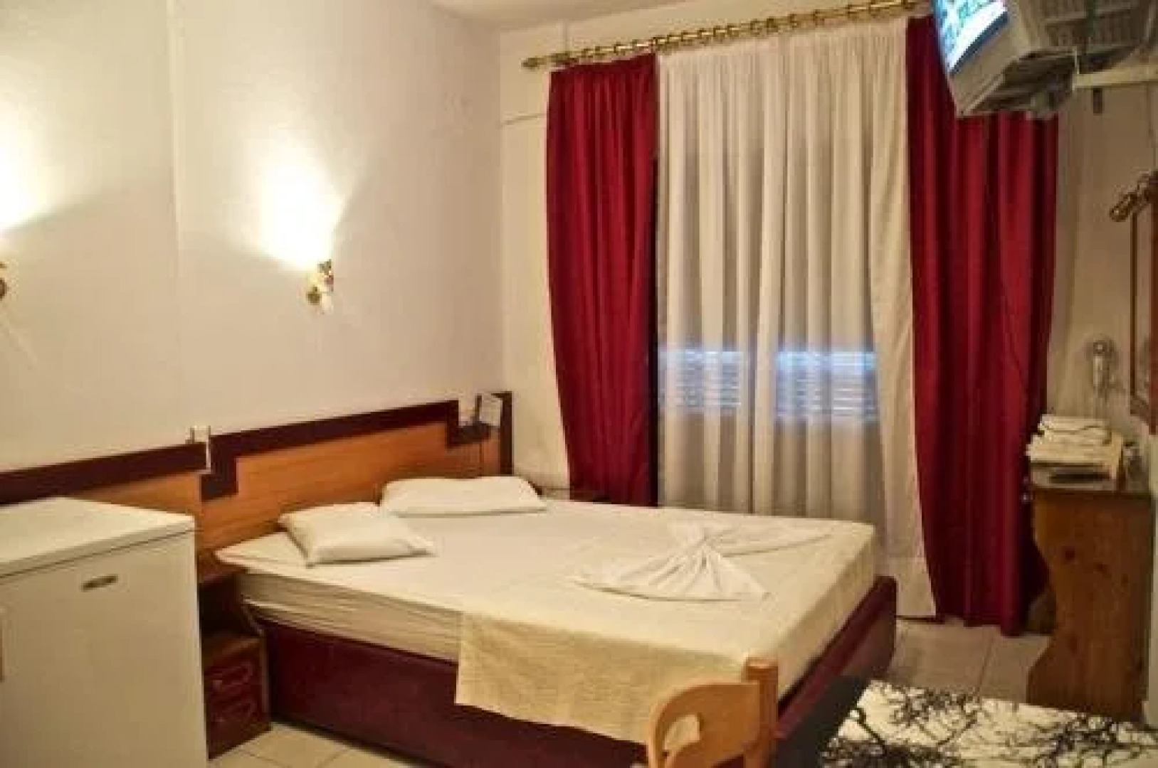 Karaoulanis Beach Aparthotel