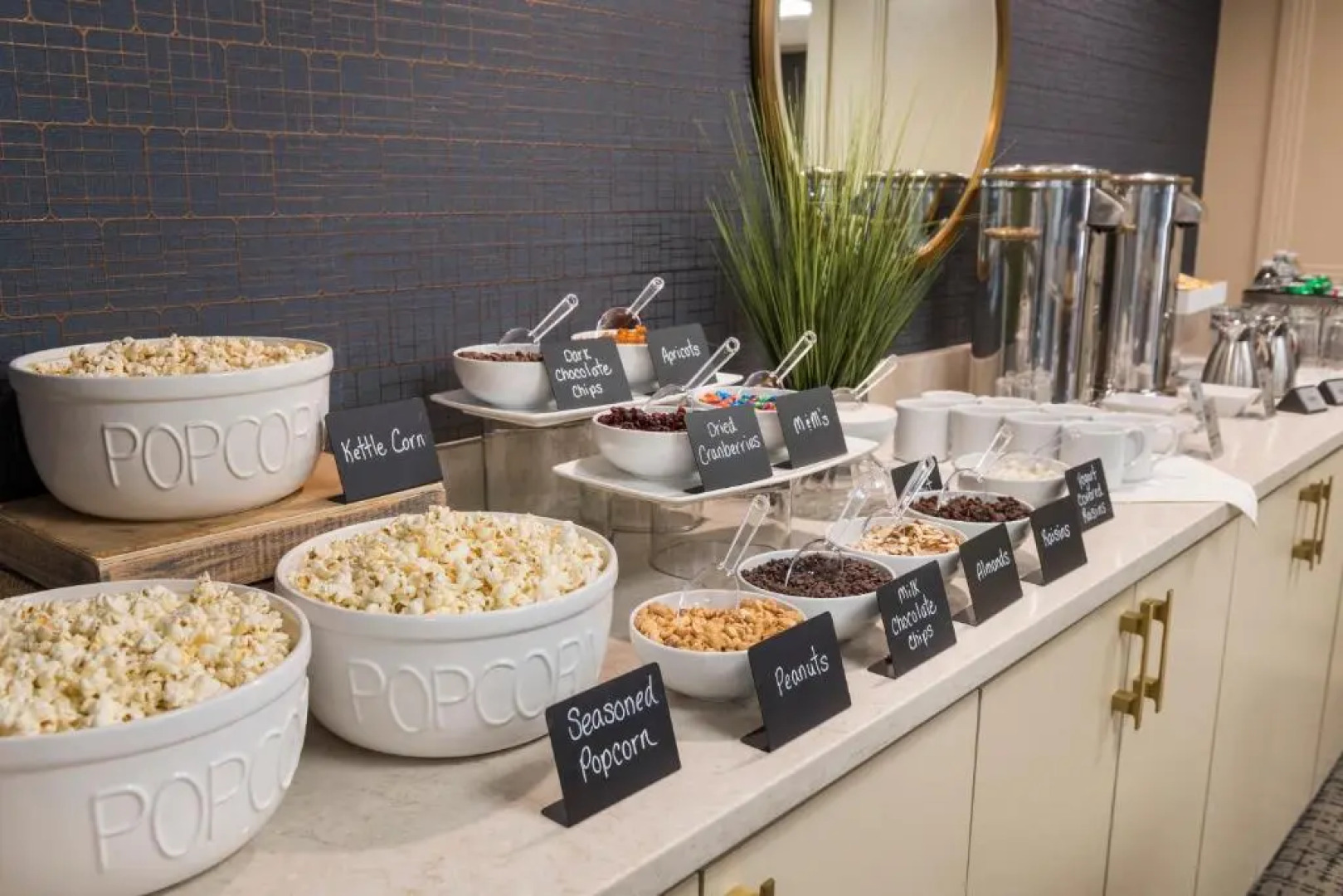 Crowne Plaza Providence-Warwick Airport by IHG