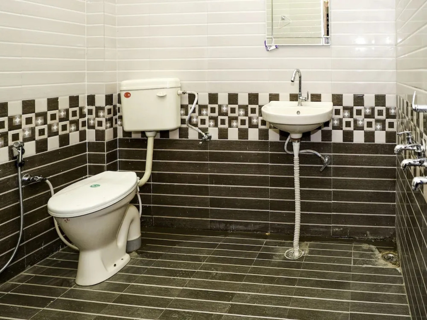 OYO 23367 Farmsgreen Resort And Restaurant