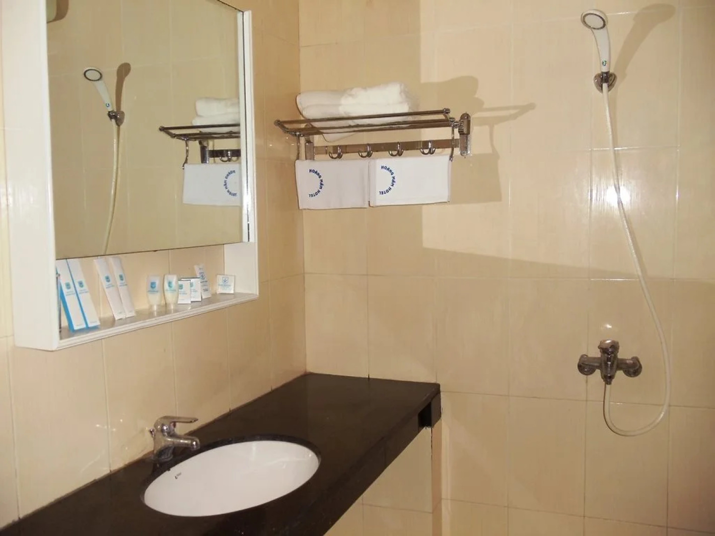 Hoang Mam - LTV  hotel