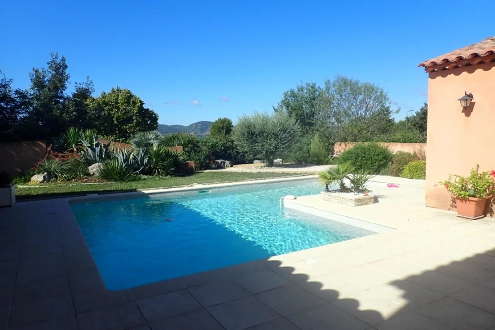 Villa With 3 Bedrooms in Villelaure, With Private Pool, Enclosed Garde