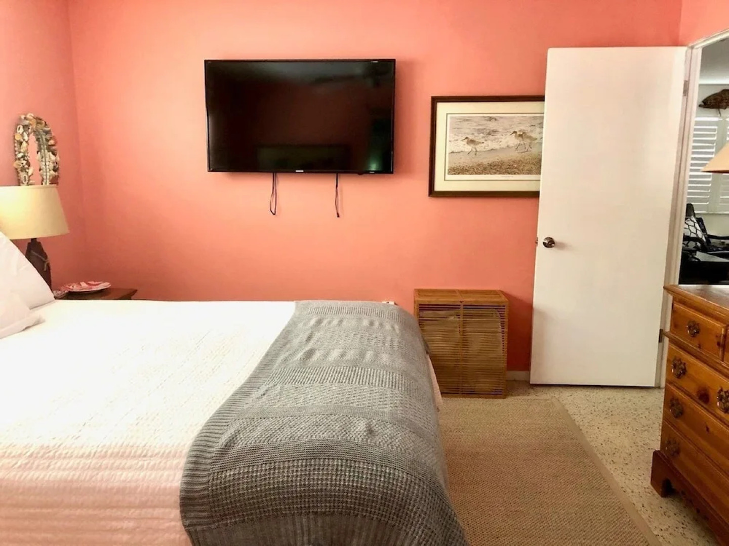 The Lady Fish 3 Bedroom Home by RedAwning