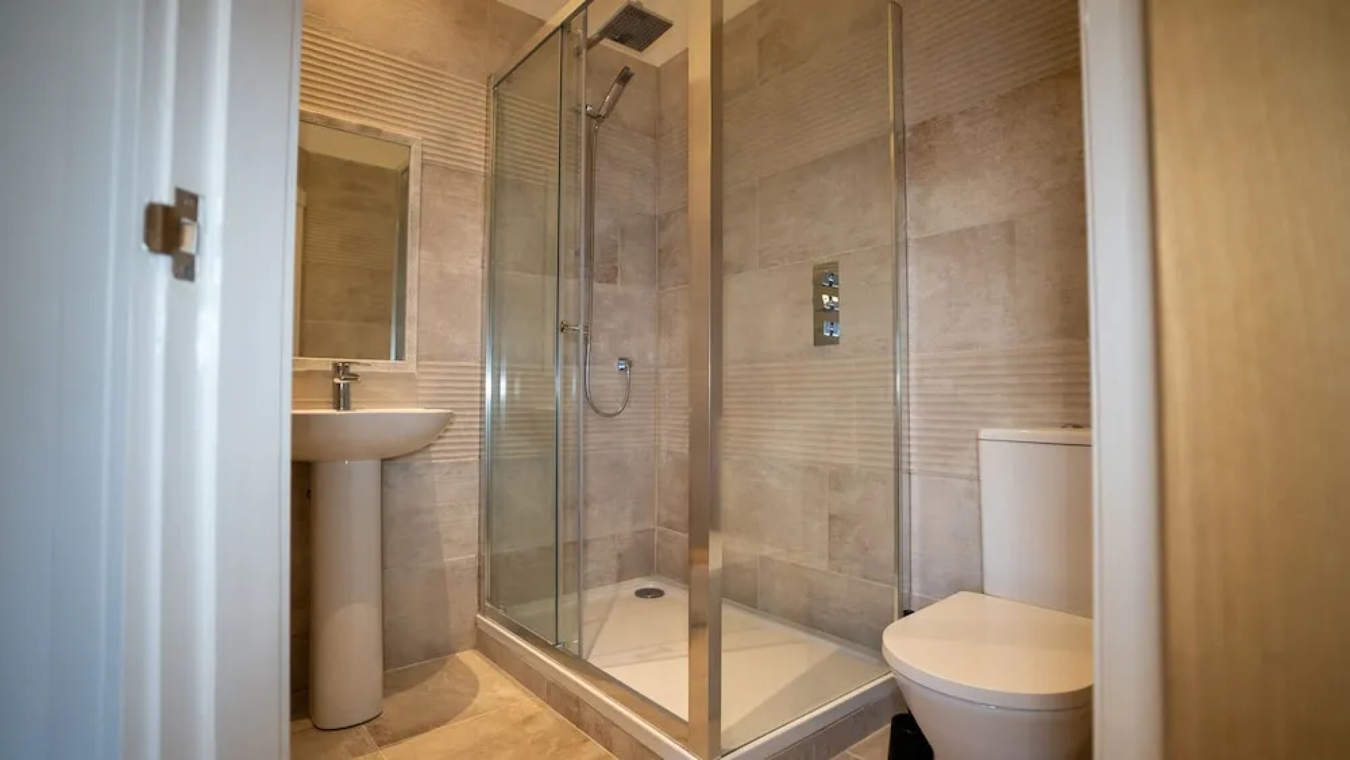 Northumberland Luxury Stays - The Shearling