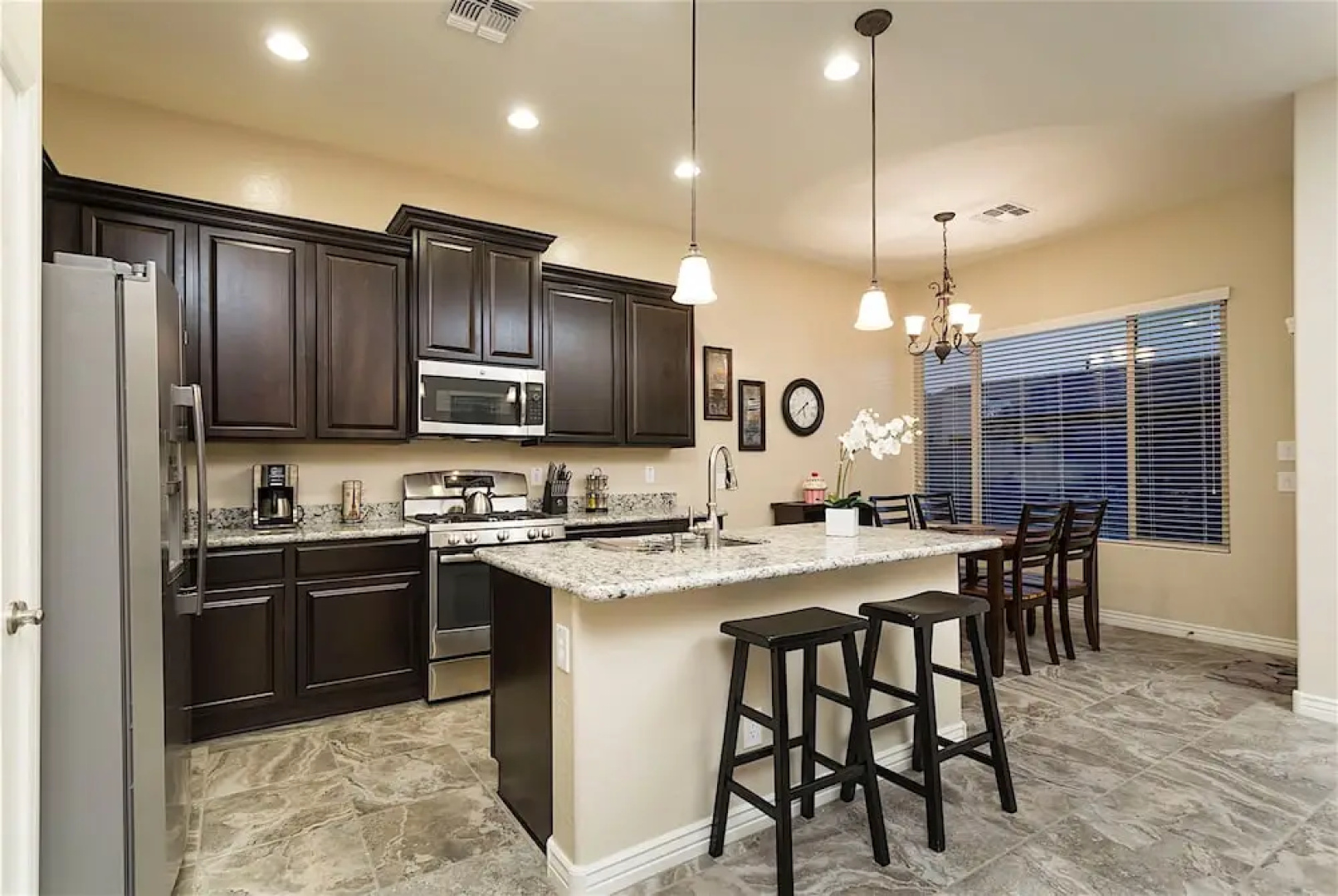 Pleasant Surprise 4 Br By Casago
