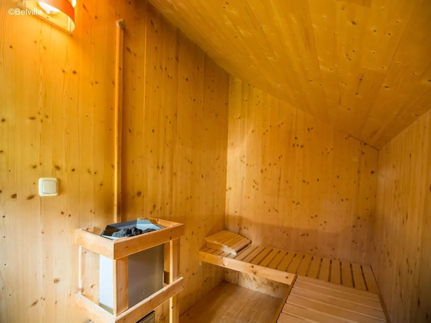 Wooden Chalet in Klippitztrl near Ski Area