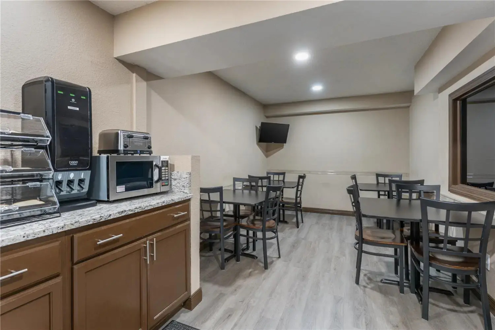 SureStay Hotel by Best Western Summersville