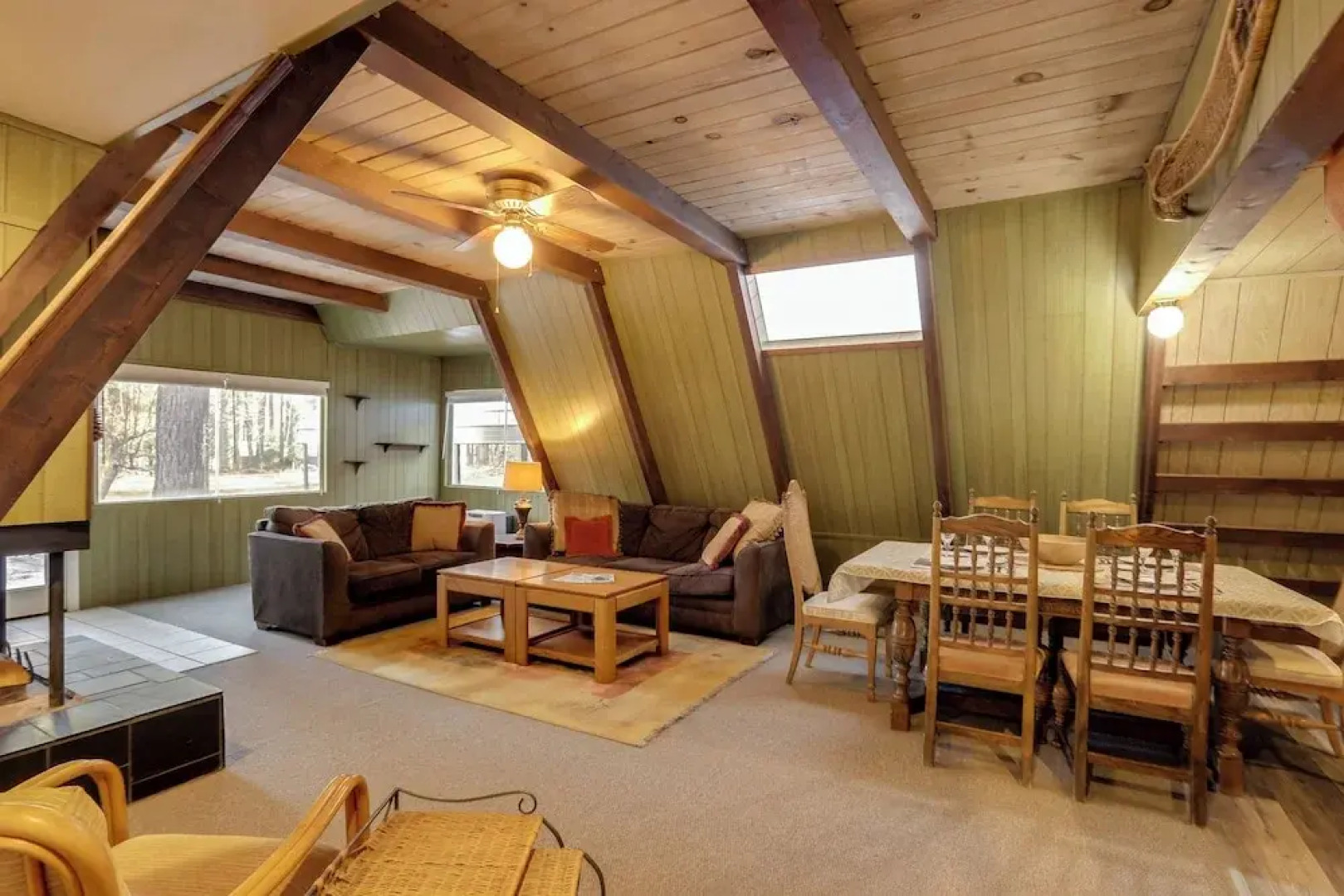 Quaint + Rustic A-frame < 5 Mi to Plumas-eureka!