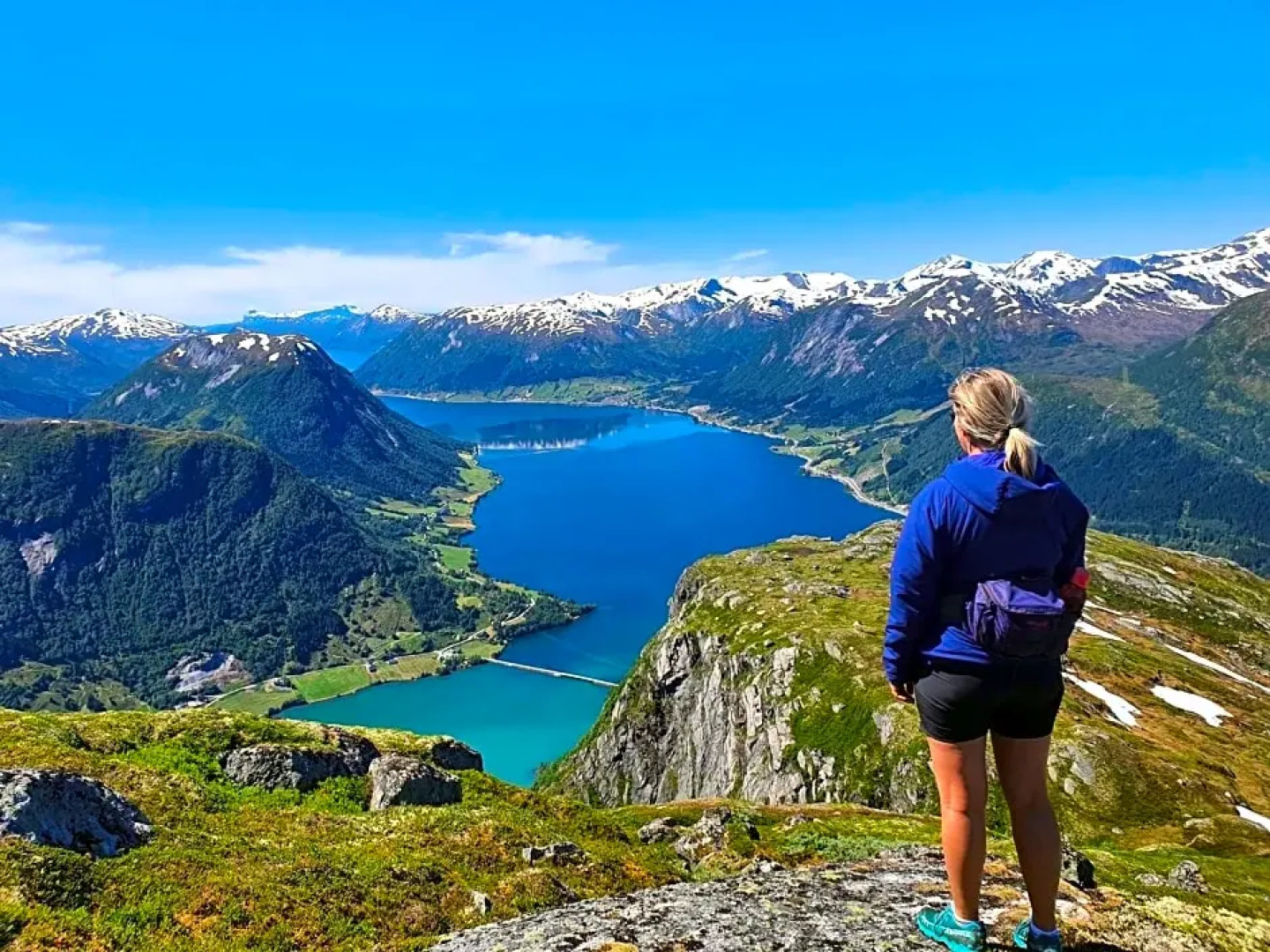 Jølsterlia Hyttetun