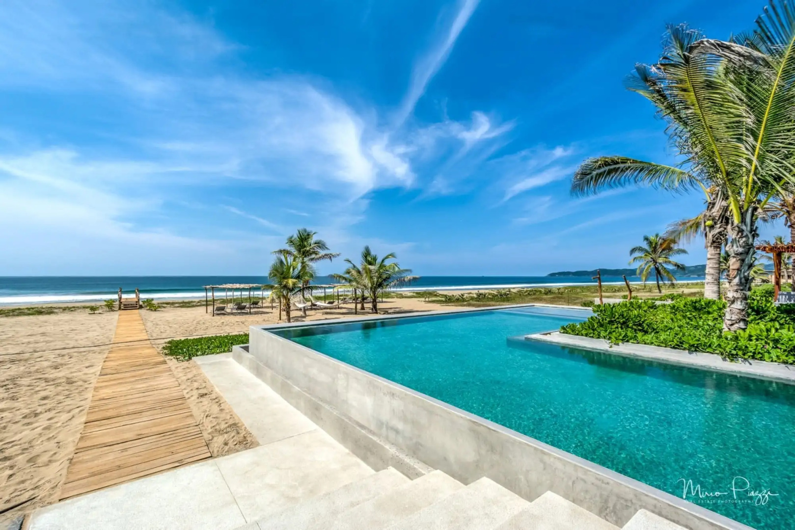 Marea Beachfront Villas