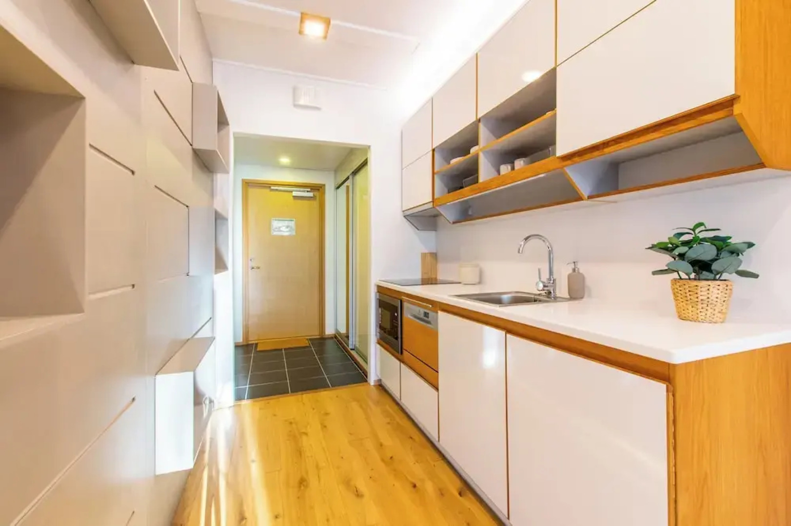 Uptown Hotel Apartments