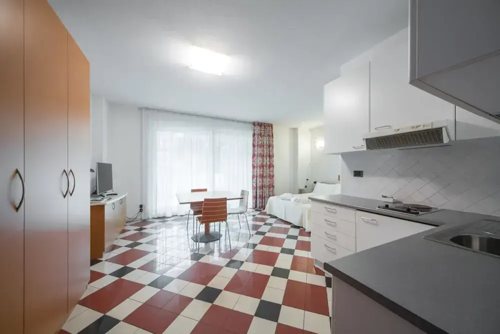 Piazzi House