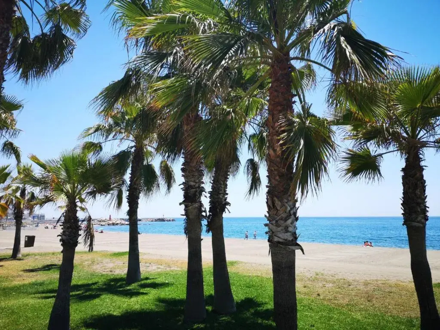 Sunny Beach View Duplex wWi-Fi Pool AC - Alojamientos La Torre