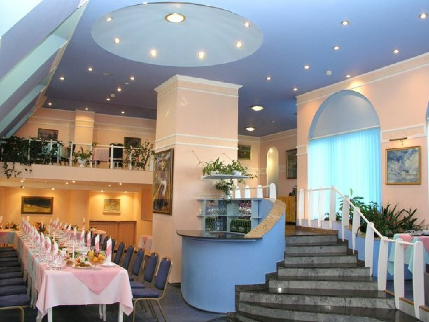 Бизнес-Центр-Отель