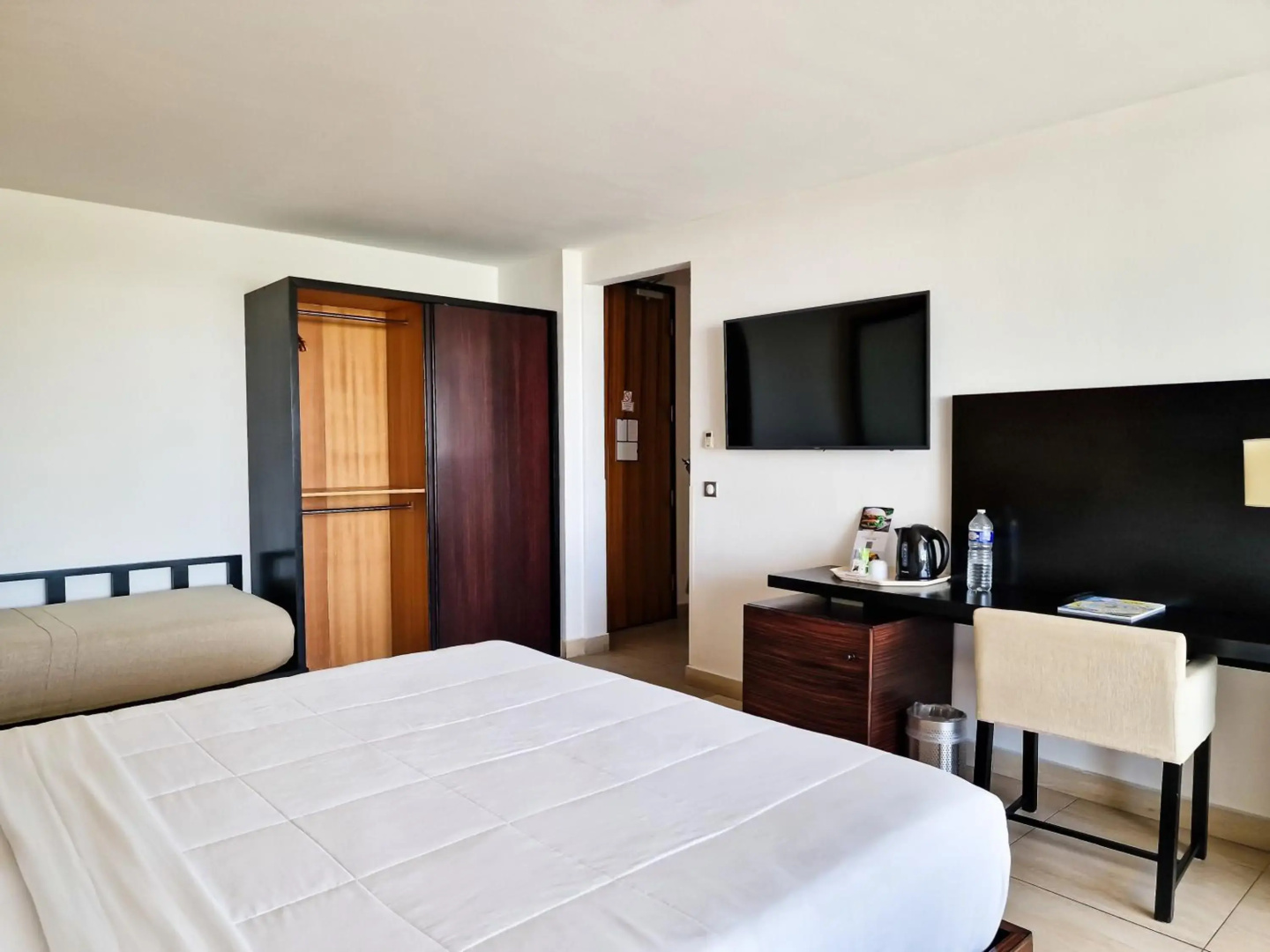 Hommage Hotel & Residences