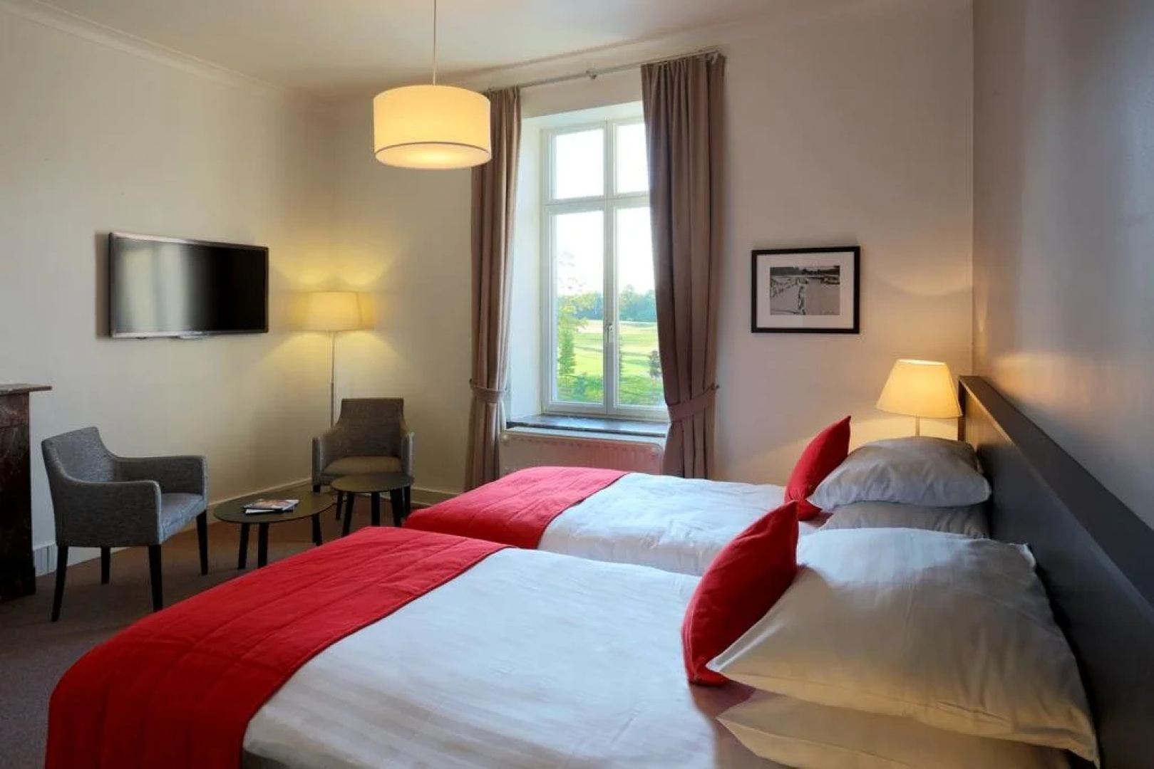 Beautiful Farmhouse in Sivry-rance With Garden