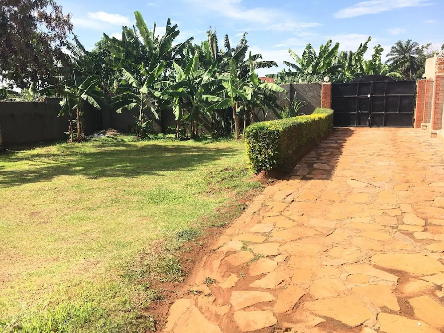 A Home To Remember Guest House