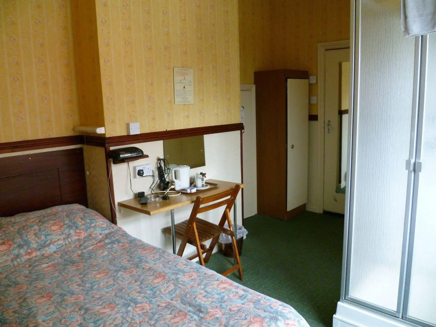 Rollason Wood Hotel