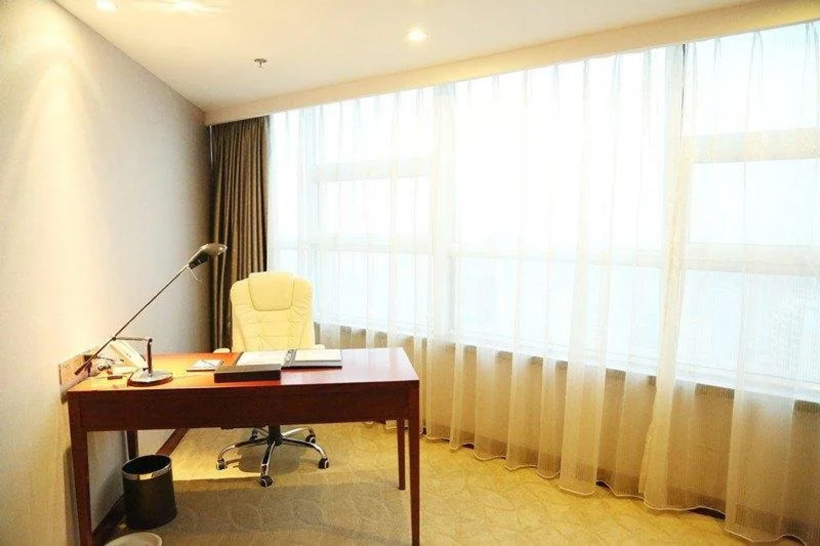 Junhui International Hotel