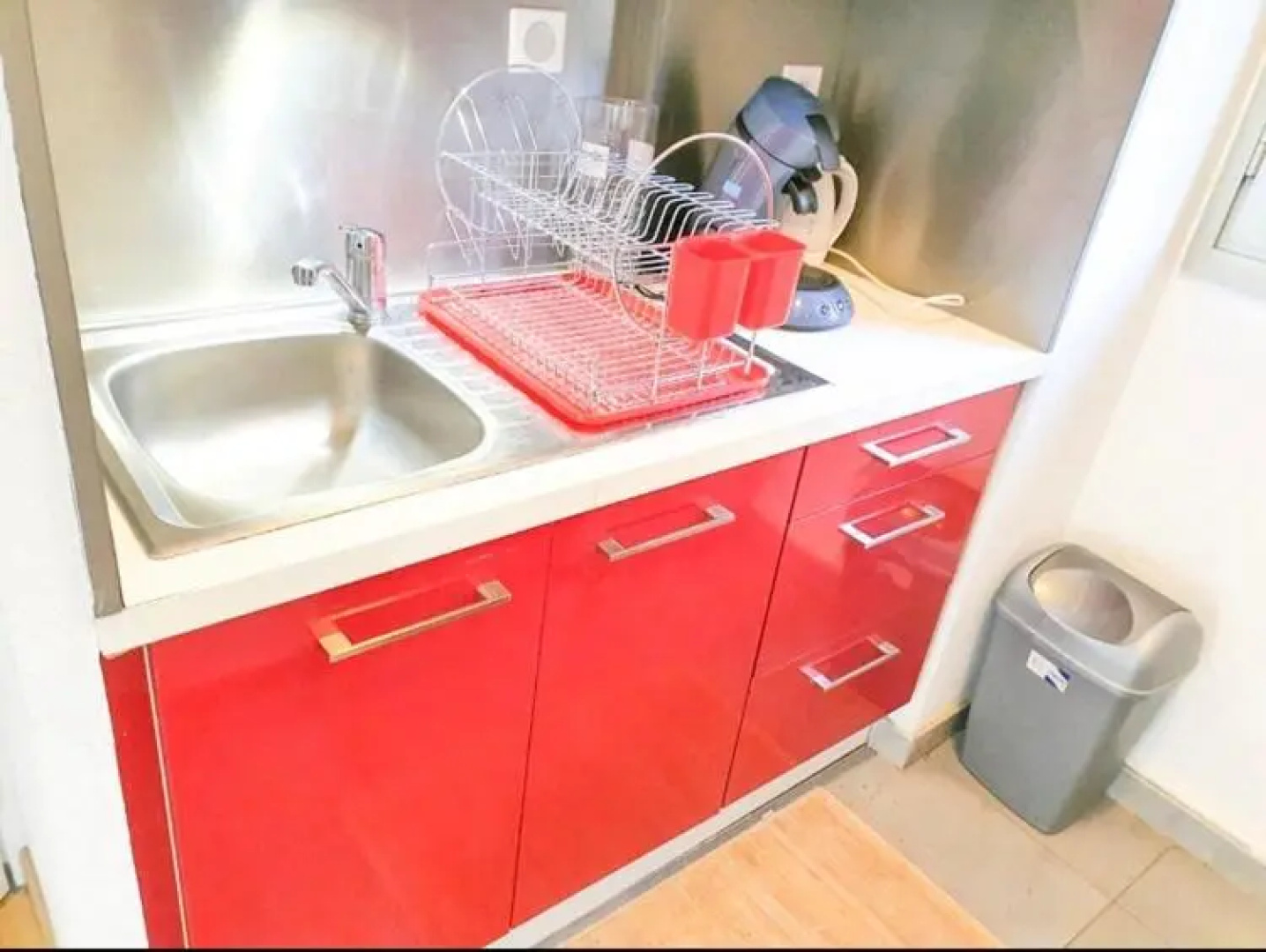 T3 A/C Côte d'Azur, Piscine, Plage à 350m, WIFI