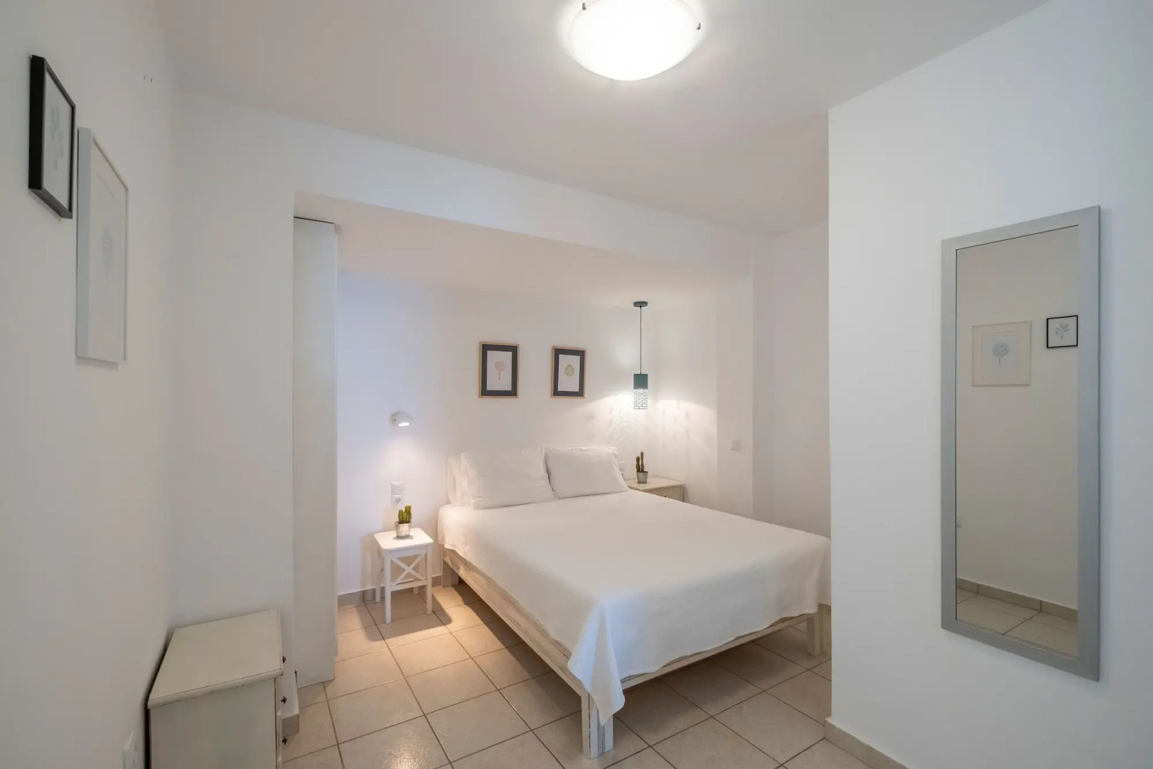 Meli Apartments & Villas