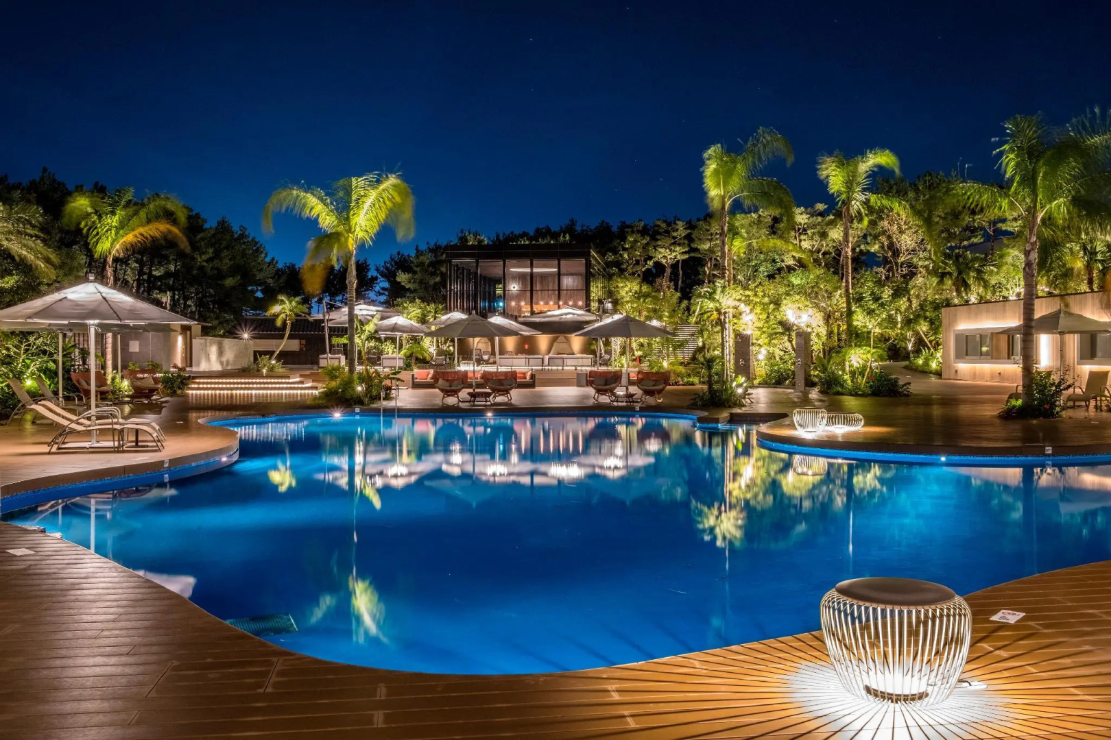 Phoenix Seagaia Ocean Tower