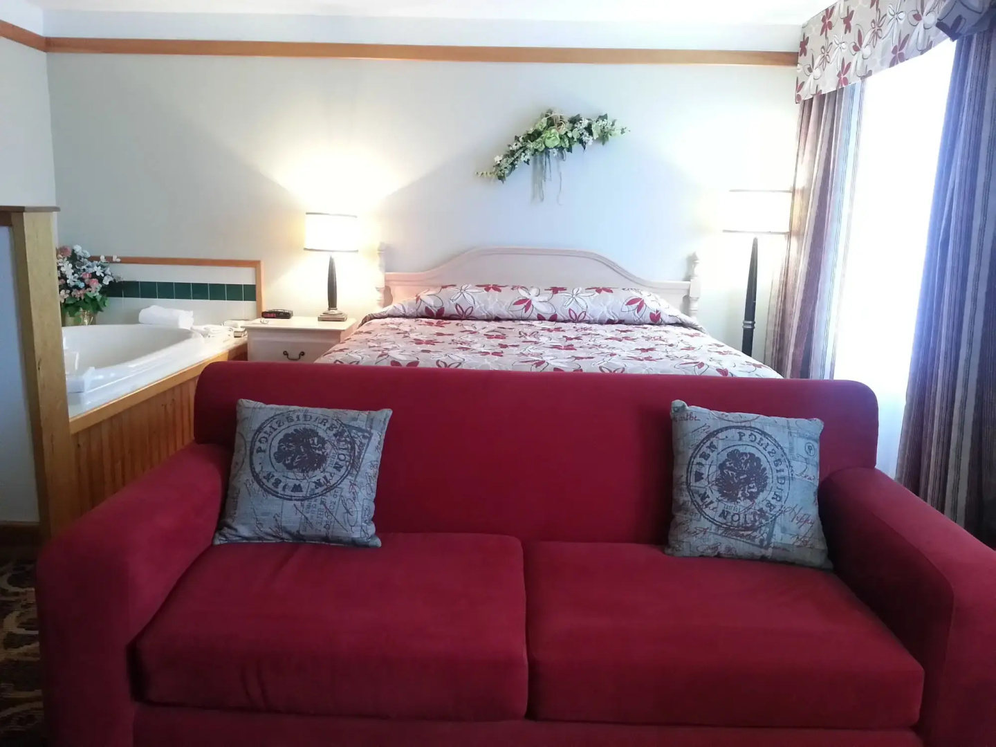 Granite Town Hotel