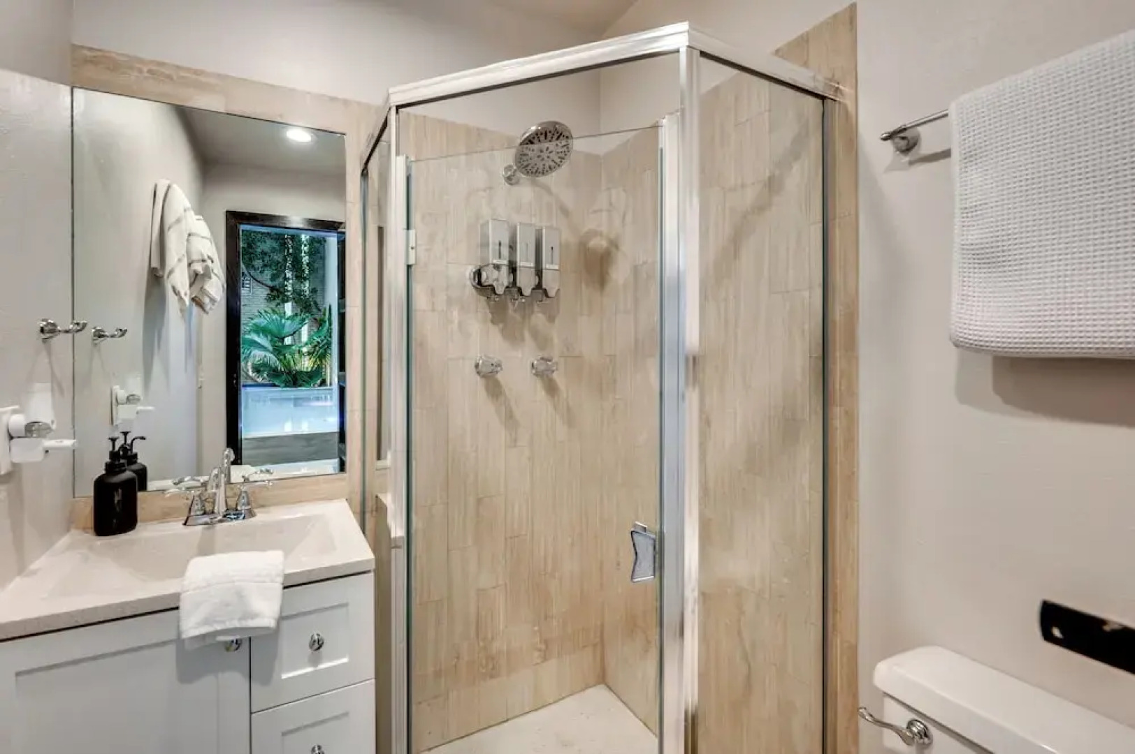 Heated Pool: Tropical Townhome in Wheat Ridge