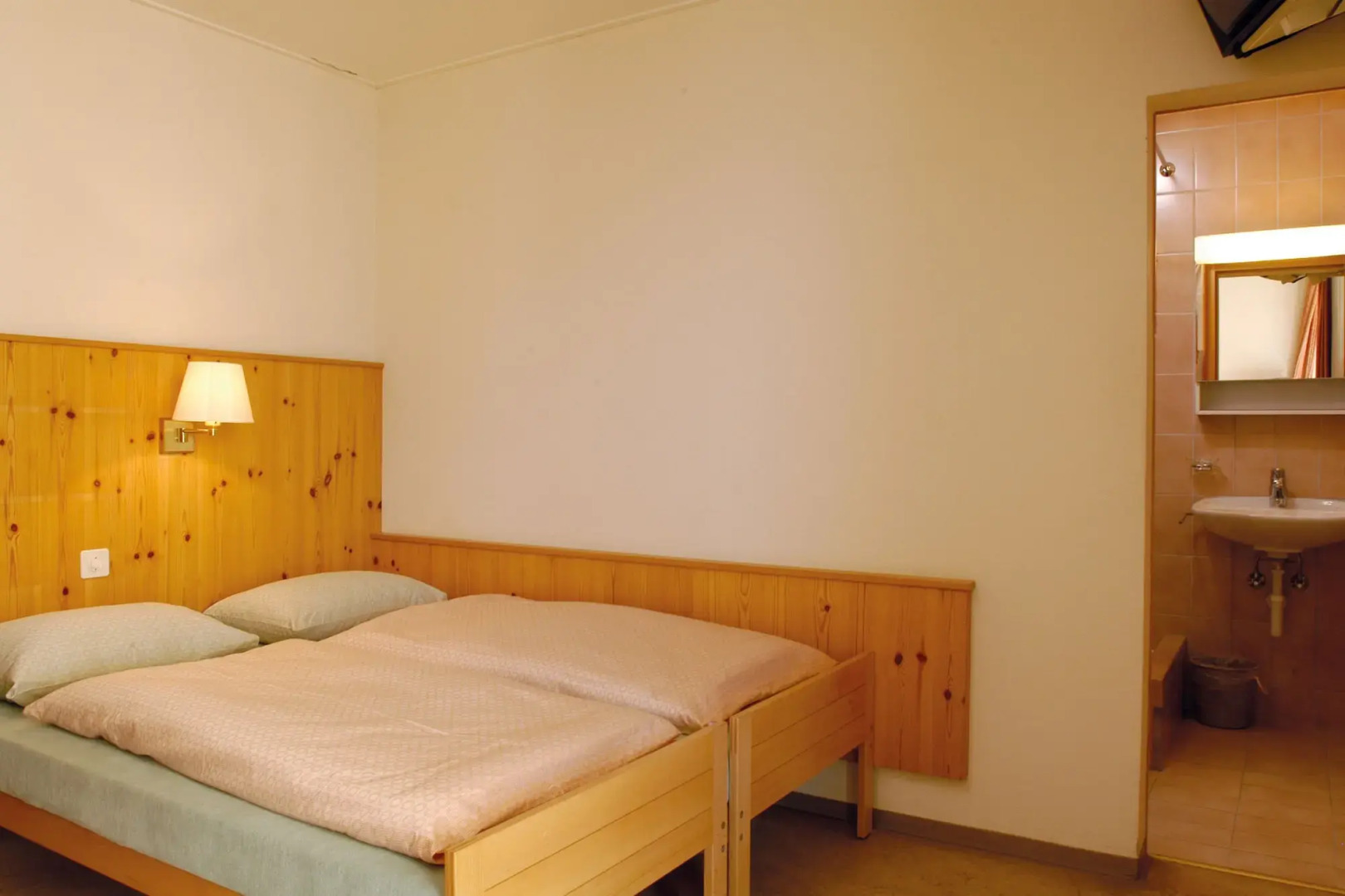 Youth Hostel Davos Youthpalace