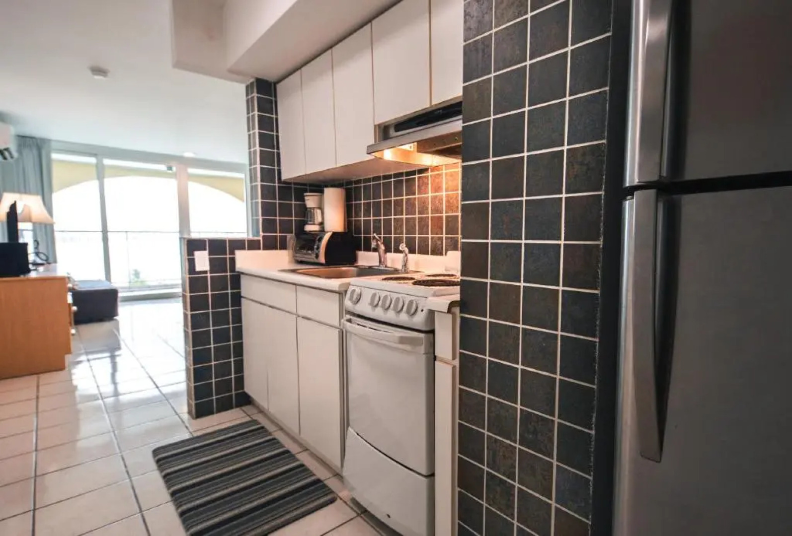 ESJ Towers Máre St Clair by Chana