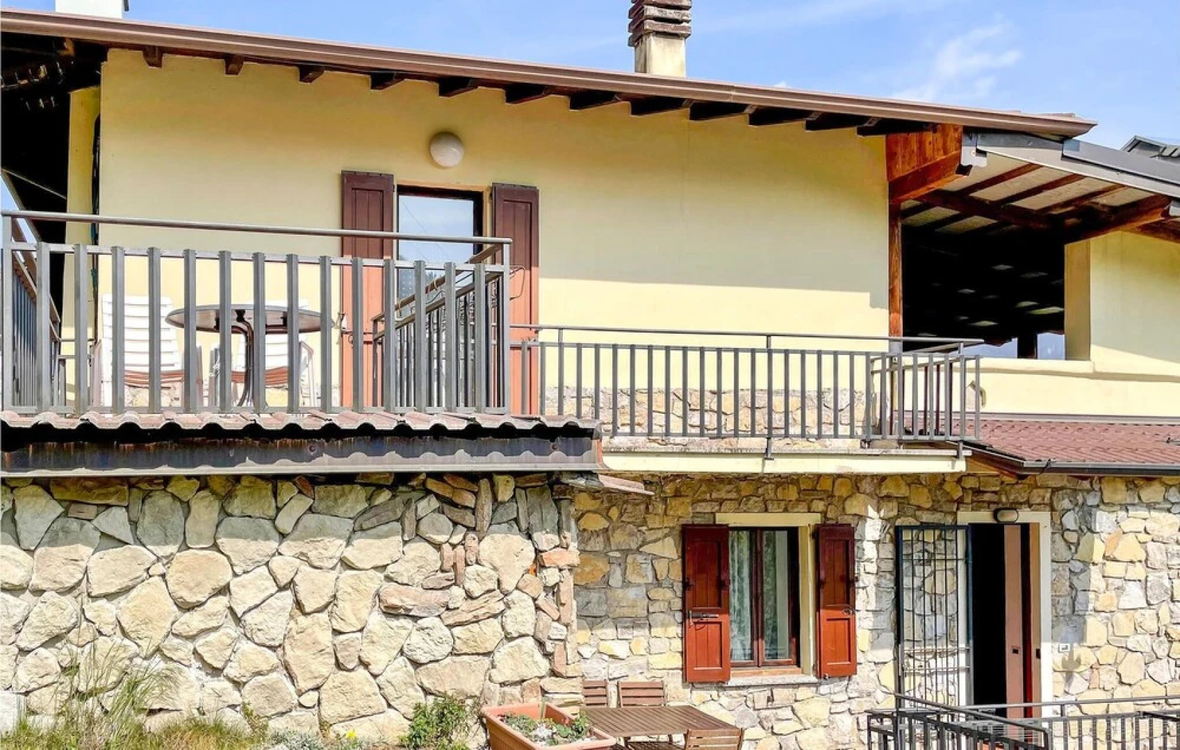 Awesome Apartment in Anfo With Wifi and 2 Bedrooms